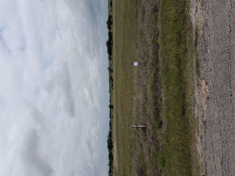 330 Airfield Road Fentress, TX 78622