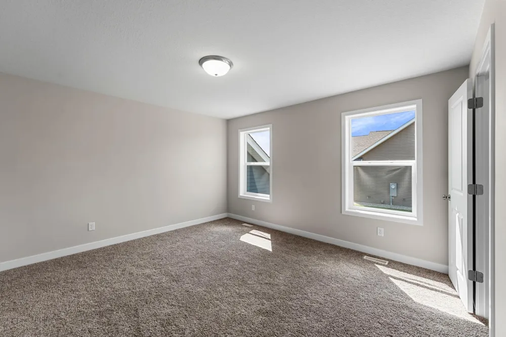 2145 Violet Lane Faribault, MN 55021
