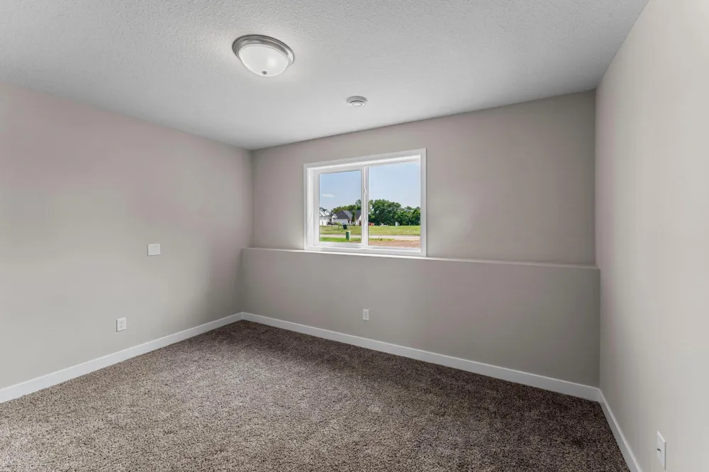 2145 Violet Lane Faribault, MN 55021