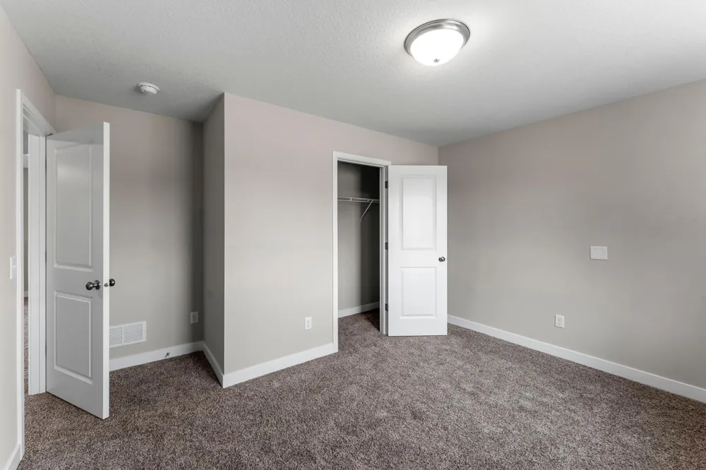 2145 Violet Lane Faribault, MN 55021