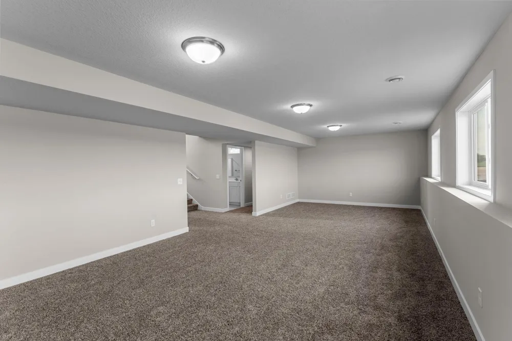 2145 Violet Lane Faribault, MN 55021