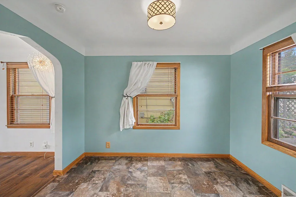 143 12th Avenue South Saint Paul, MN 55075
