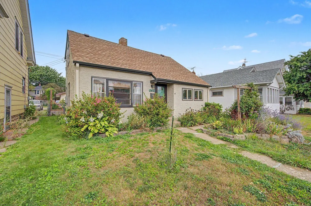 143 12th Avenue South Saint Paul, MN 55075