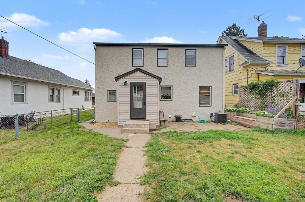 143 12th Avenue South Saint Paul, MN 55075