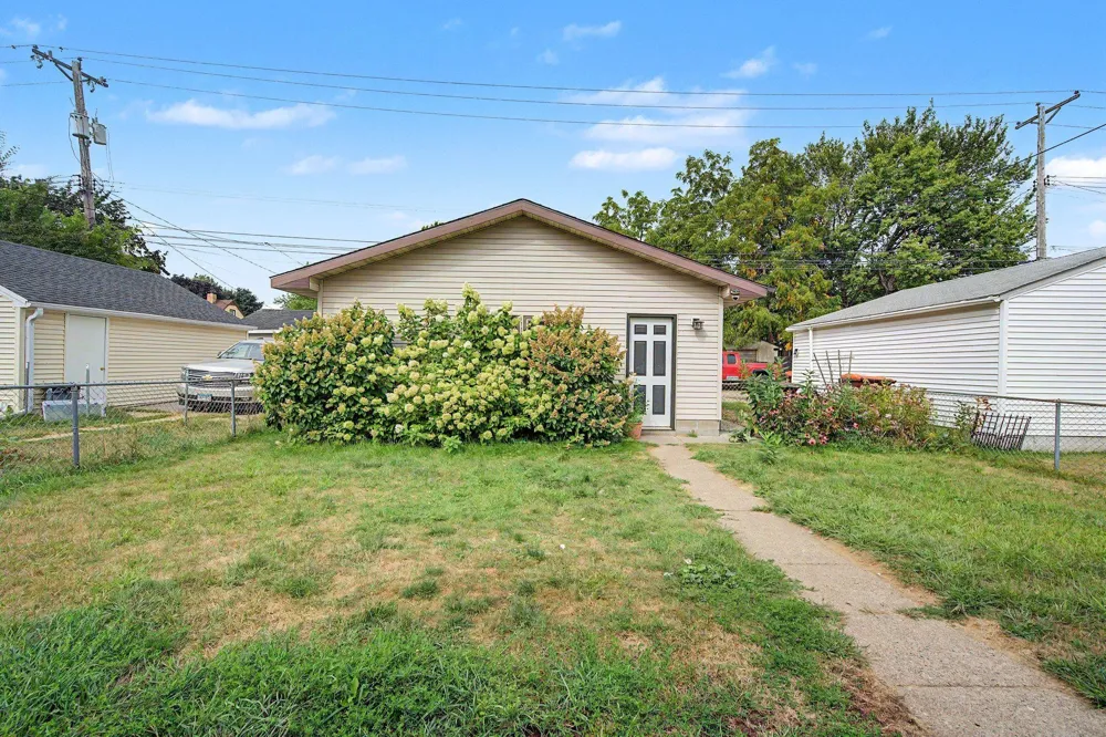143 12th Avenue South Saint Paul, MN 55075