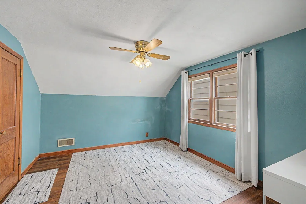 143 12th Avenue South Saint Paul, MN 55075
