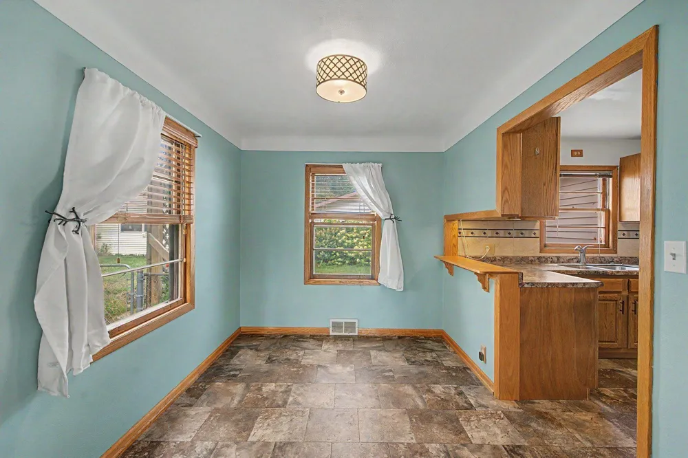 143 12th Avenue South Saint Paul, MN 55075