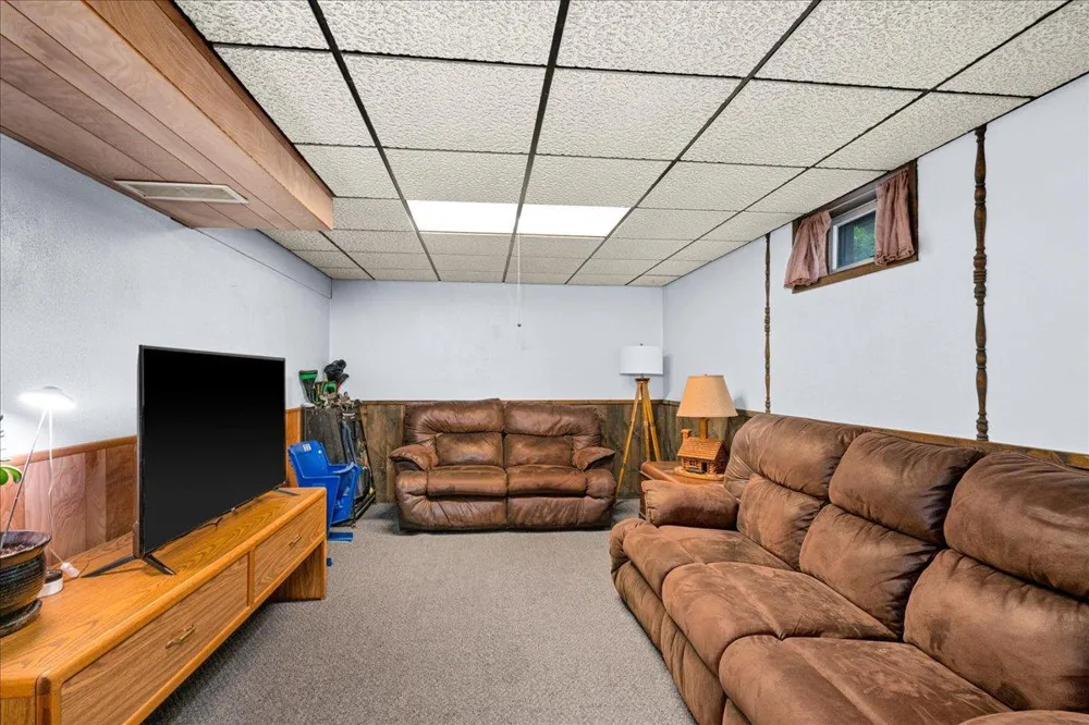 1704 Doddridge Avenue Cloquet, MN 55720