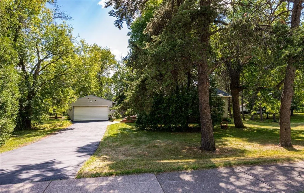 1704 Doddridge Avenue Cloquet, MN 55720