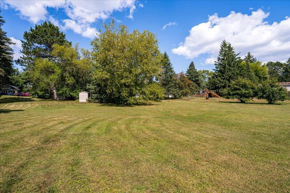 1704 Doddridge Avenue Cloquet, MN 55720