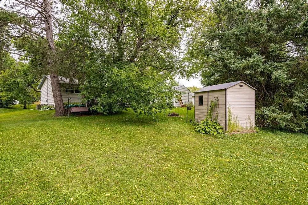 1704 Doddridge Avenue Cloquet, MN 55720