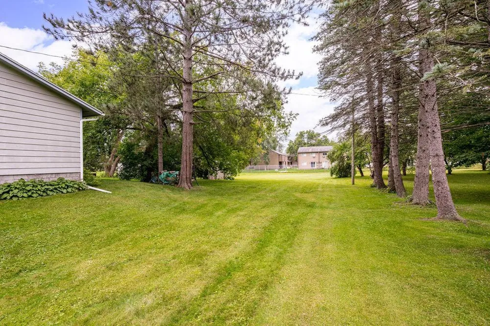 1704 Doddridge Avenue Cloquet, MN 55720