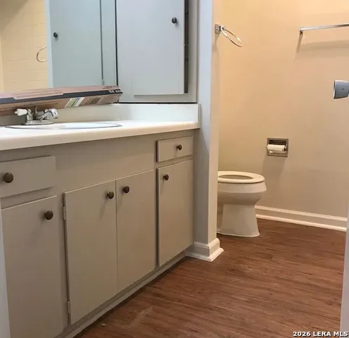 8426 LAURELHURST DR San Antonio, TX 78209