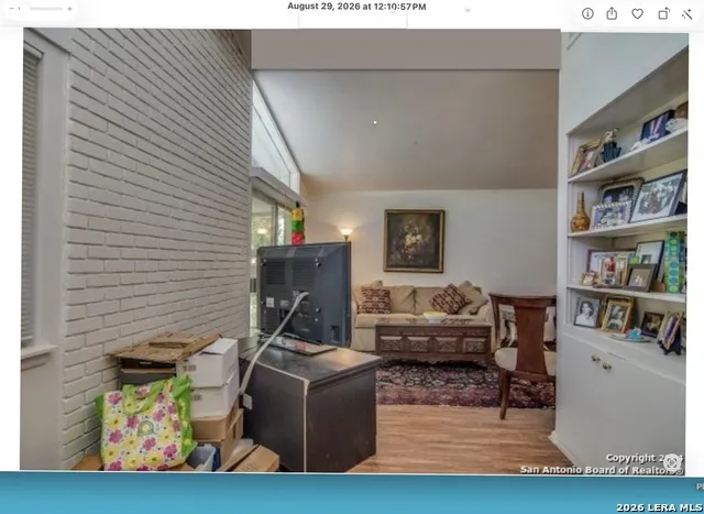 8426 LAURELHURST DR San Antonio, TX 78209