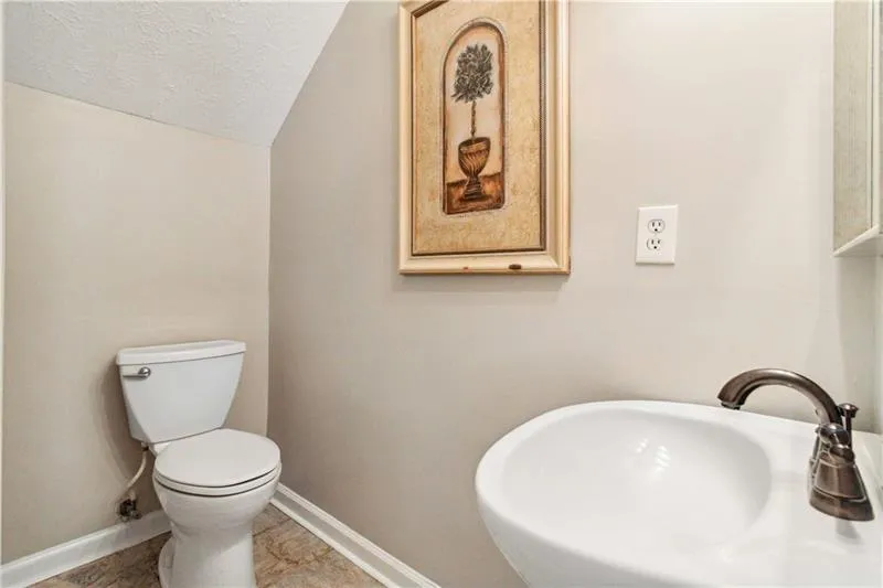 5820 Terremont Circle Norcross, GA 30093