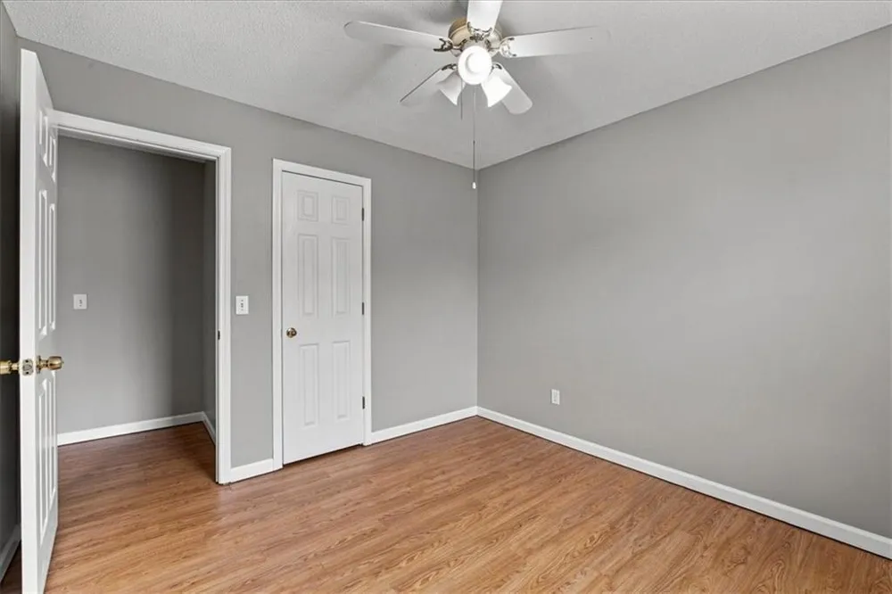 45 Glenmore Drive Kingston, GA 30145