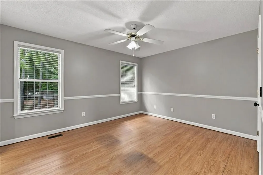 45 Glenmore Drive Kingston, GA 30145