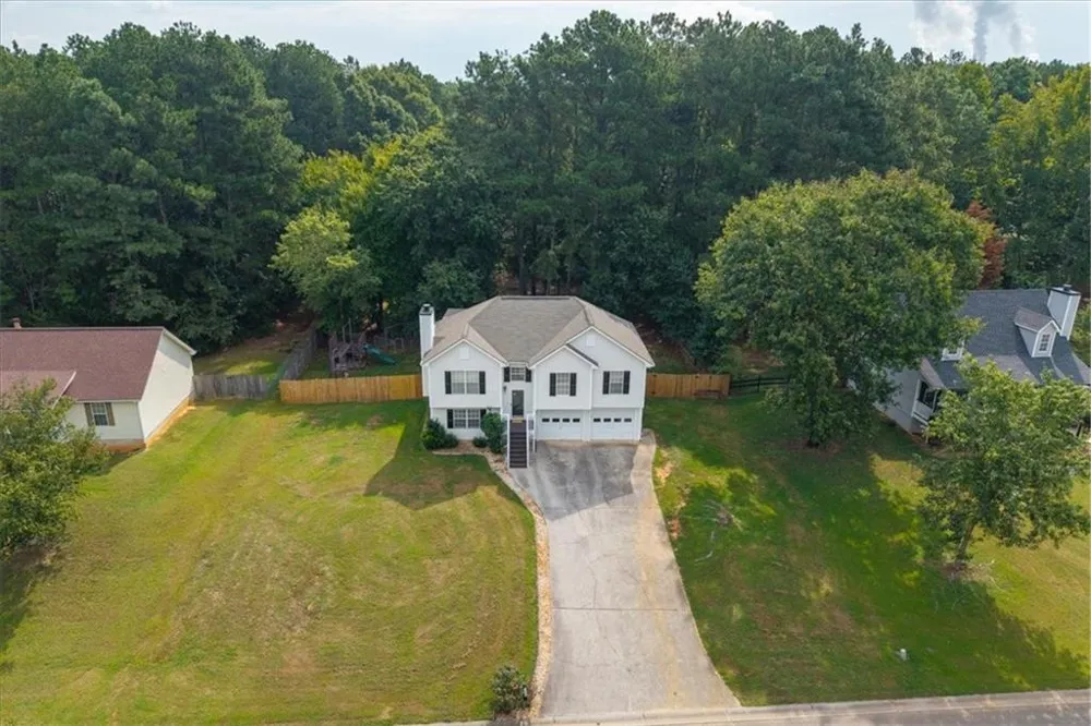 45 Glenmore Drive Kingston, GA 30145