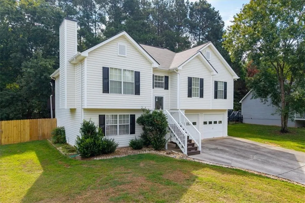45 Glenmore Drive Kingston, GA 30145