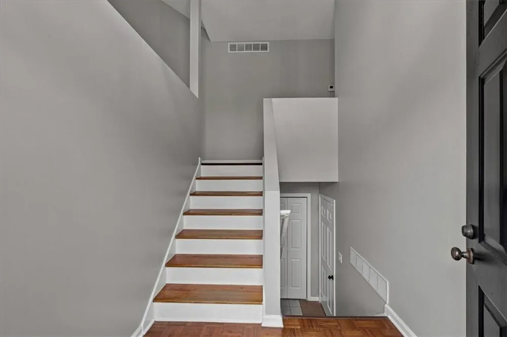 45 Glenmore Drive Kingston, GA 30145