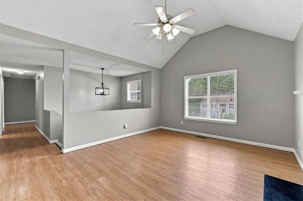 45 Glenmore Drive Kingston, GA 30145