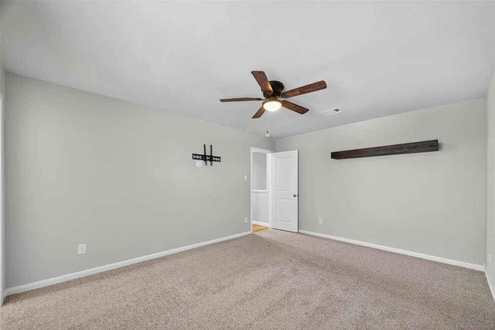 718 Harvest Bluff Drive Rosharon, TX 77583