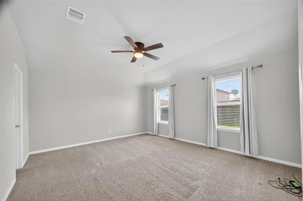 718 Harvest Bluff Drive Rosharon, TX 77583