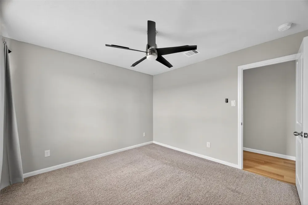718 Harvest Bluff Drive Rosharon, TX 77583