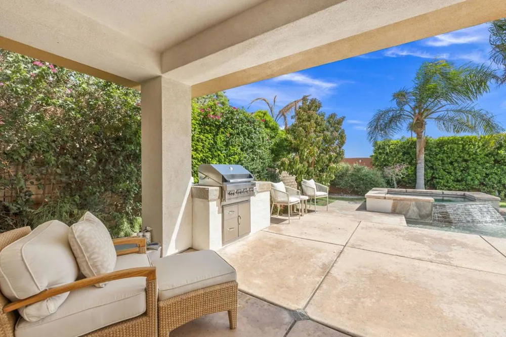 206 Via Firenza Rancho Mirage, CA 92270
