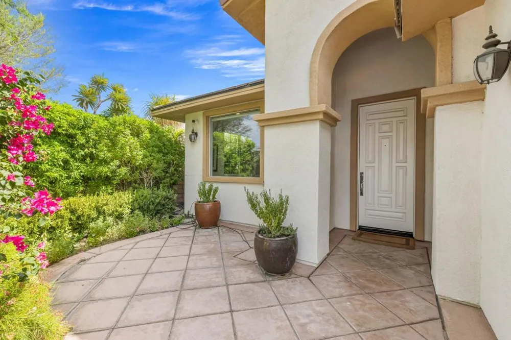 206 Via Firenza Rancho Mirage, CA 92270