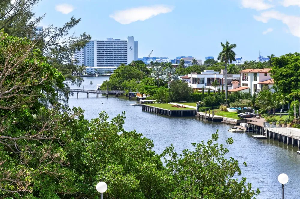 3000 HOLIDAY DRIVE #502 Fort Lauderdale, FL 33316