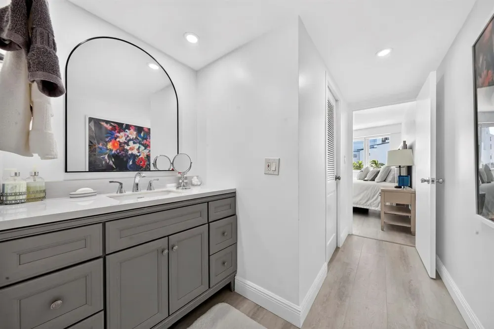 3000 HOLIDAY DRIVE #502 Fort Lauderdale, FL 33316