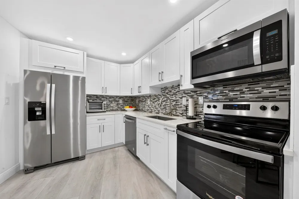 3000 HOLIDAY DRIVE #502 Fort Lauderdale, FL 33316