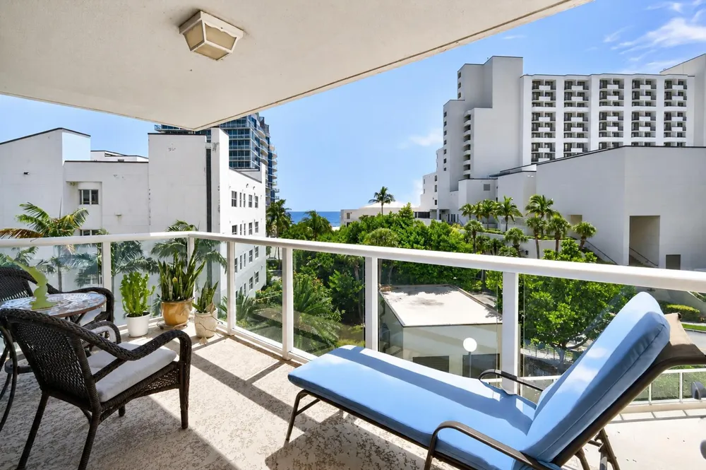 3000 HOLIDAY DRIVE #502 Fort Lauderdale, FL 33316