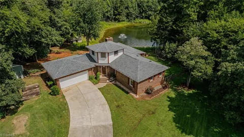 1116 Geneva Albright Road