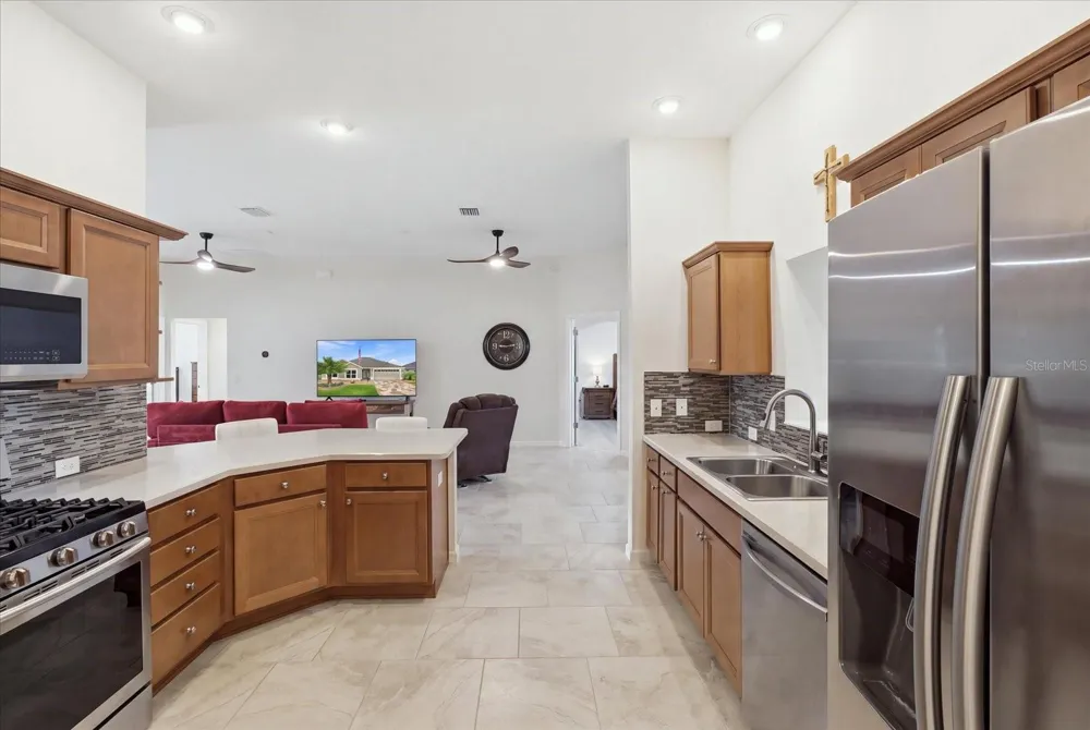 6088 KECKONEN DRIVE The Villages, FL 32163