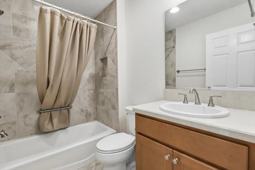 6088 KECKONEN DRIVE The Villages, FL 32163