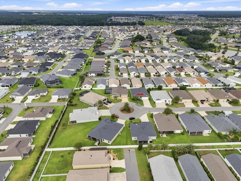 6088 KECKONEN DRIVE The Villages, FL 32163