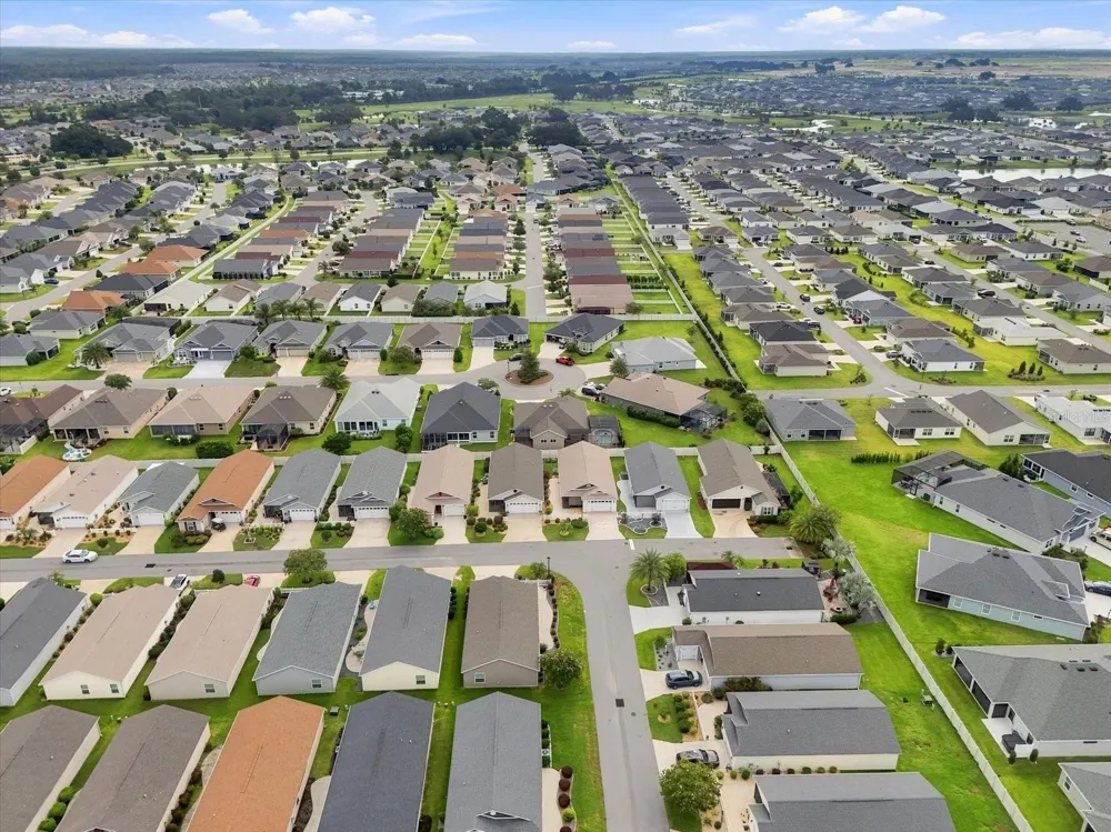 6088 KECKONEN DRIVE The Villages, FL 32163