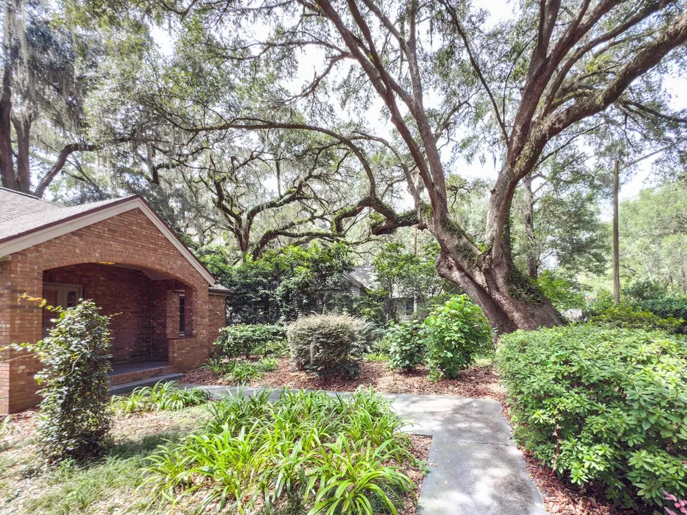 8613 SW 55TH PLACE Gainesville, FL 32608