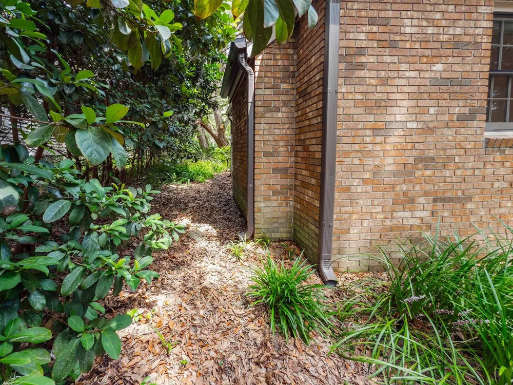 8613 SW 55TH PLACE Gainesville, FL 32608