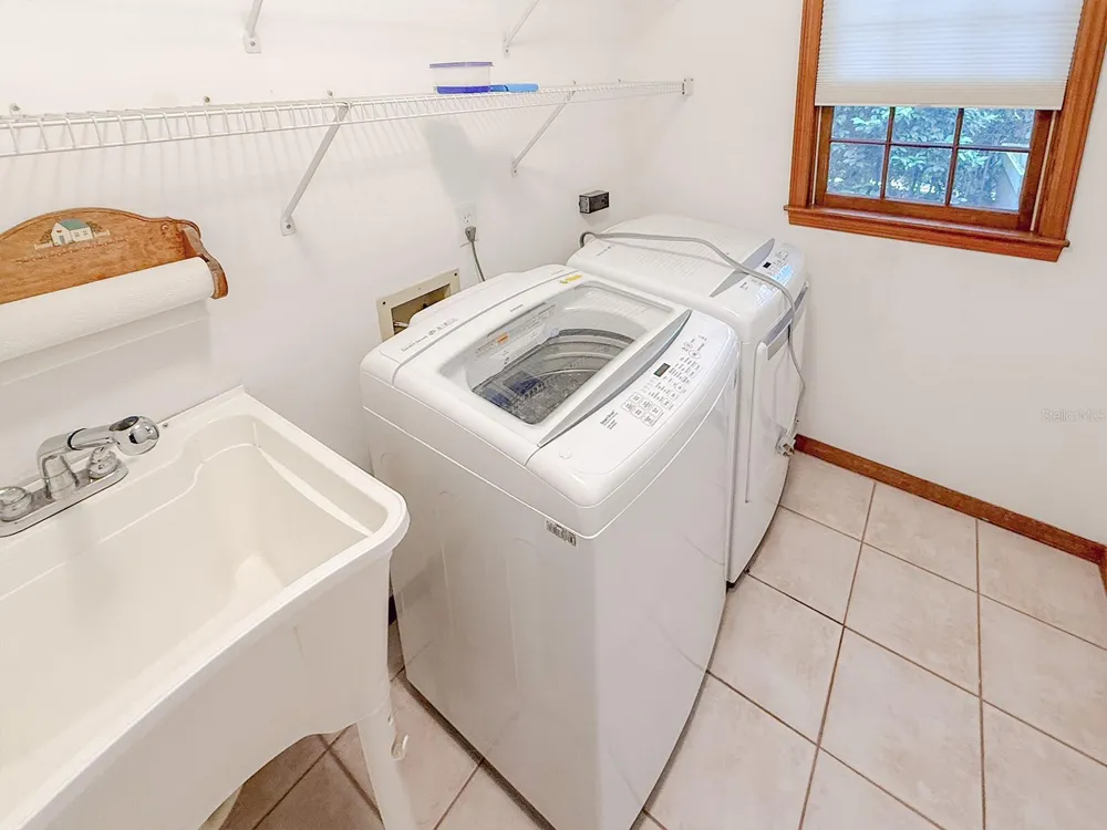 8613 SW 55TH PLACE Gainesville, FL 32608