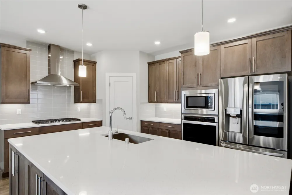 6302 206th Place SW Lynnwood, WA 98036