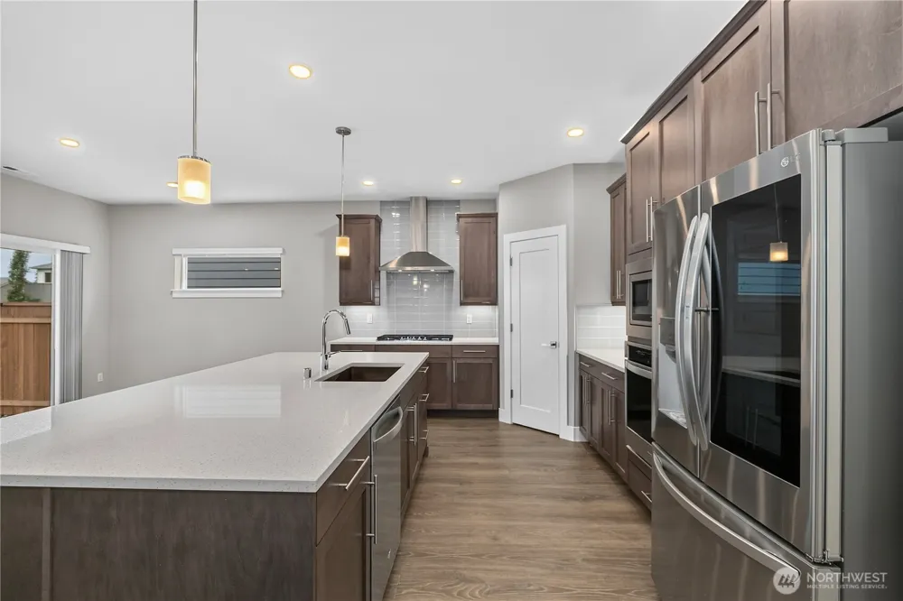 6302 206th Place SW Lynnwood, WA 98036