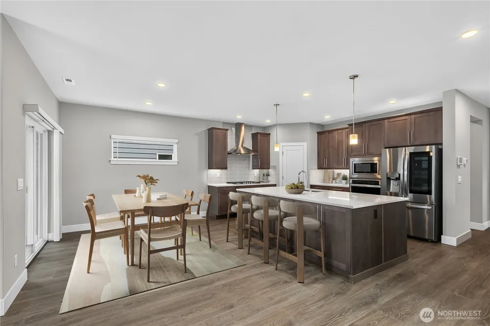 6302 206th Place SW Lynnwood, WA 98036