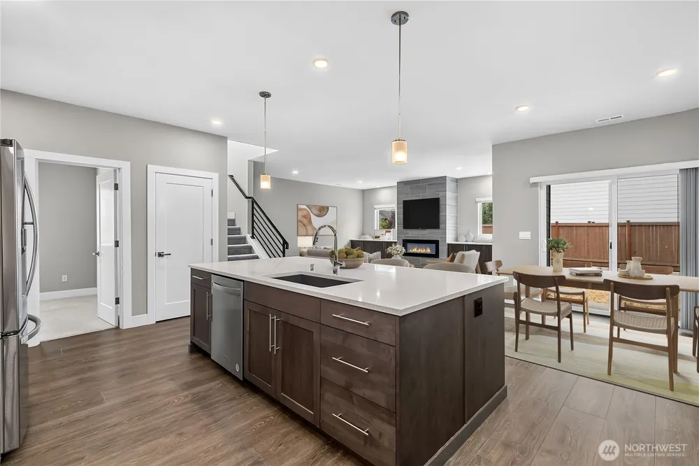 6302 206th Place SW Lynnwood, WA 98036