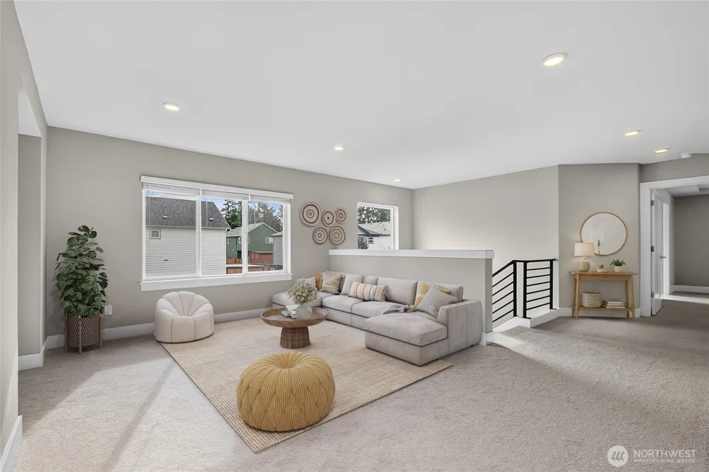 6302 206th Place SW Lynnwood, WA 98036