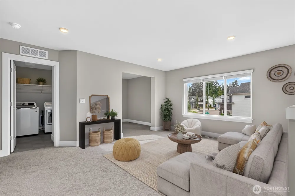 6302 206th Place SW Lynnwood, WA 98036