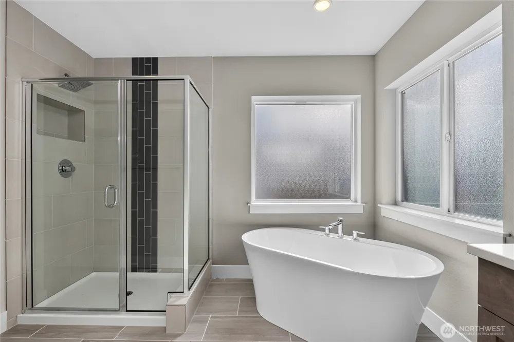 6302 206th Place SW Lynnwood, WA 98036