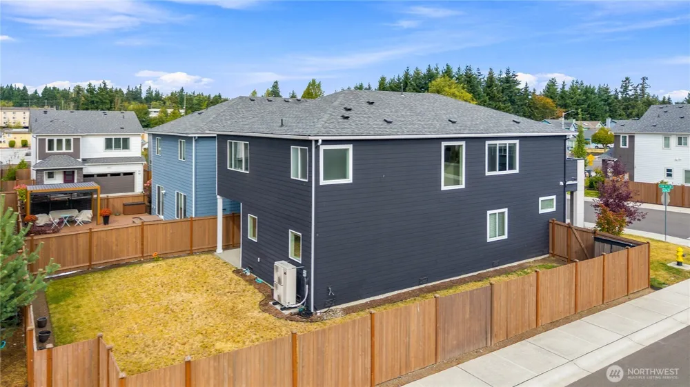 6302 206th Place SW Lynnwood, WA 98036